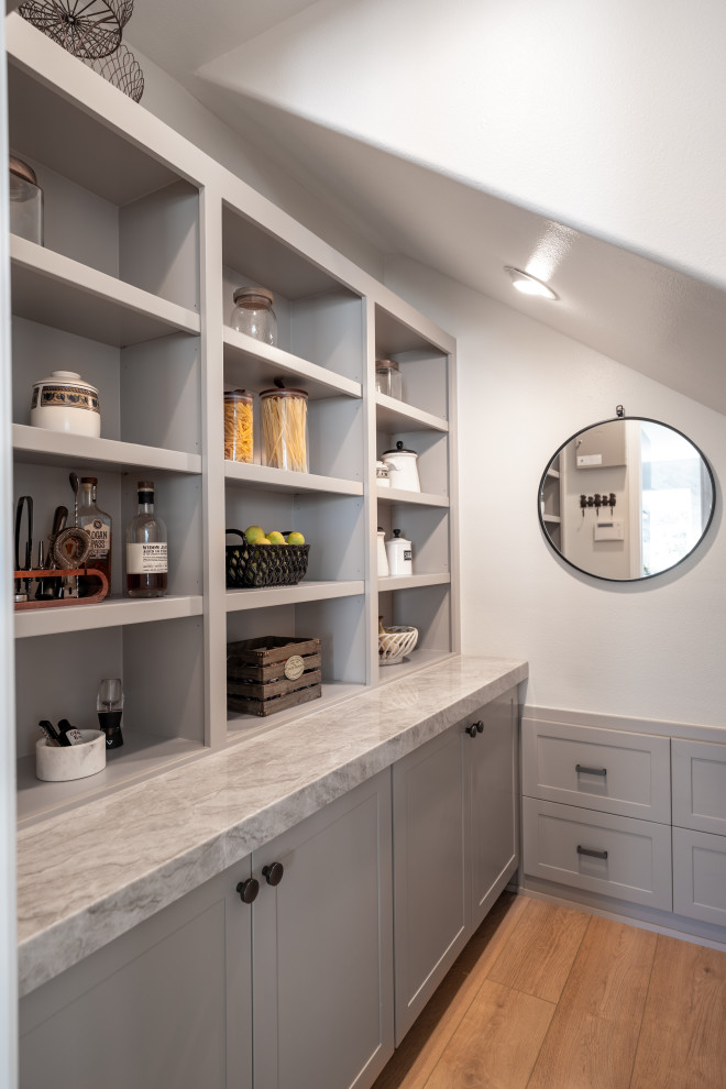Trendy home design photo in Los Angeles