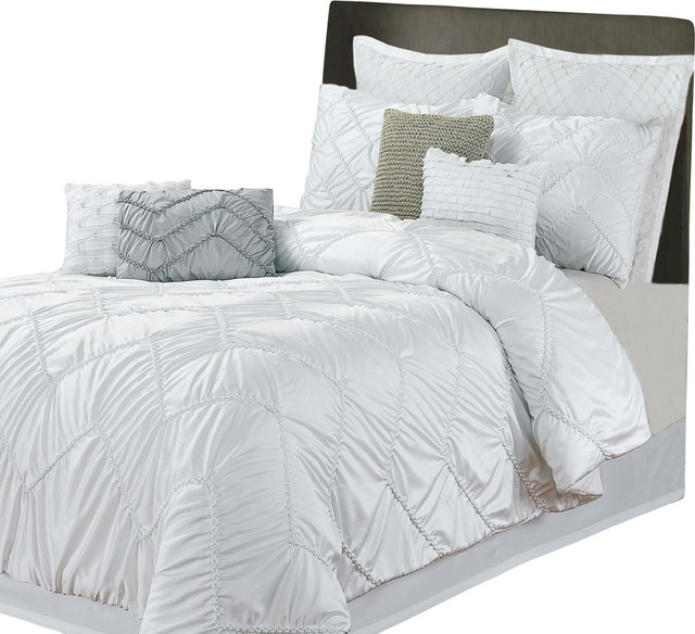 Isabella White 4 Piece Duvet Cover Pillow Shams Set Traditional Isabella White Queen 4 Piece Duvet Cover Pillow And Shams Set