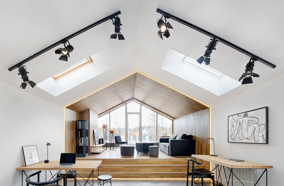 Интерьер офиса продаж