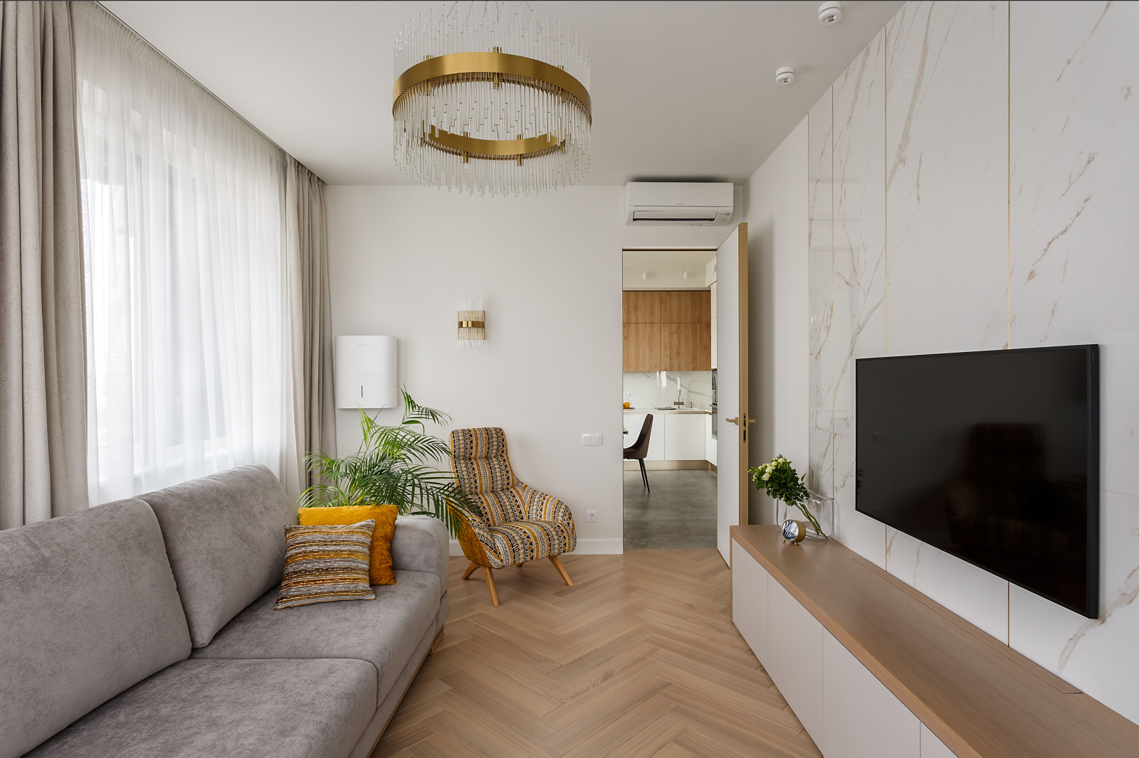 Трехкомнатная на Фестивальной