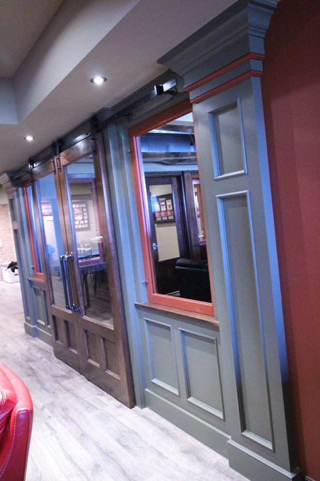 Home design - rustic home design idea in Chicago