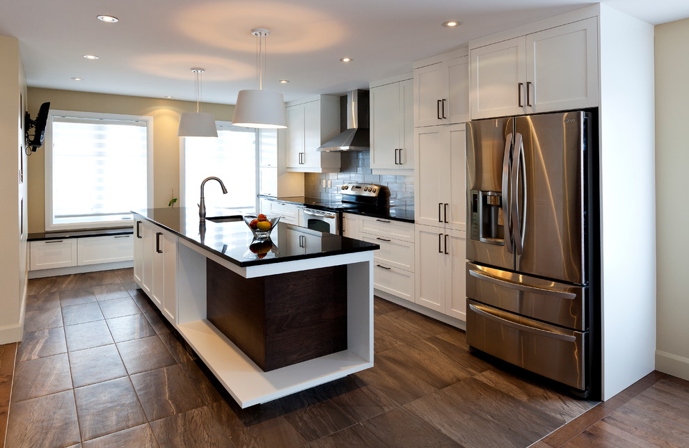 Inspiration for a transitional kitchen remodel in Montreal
