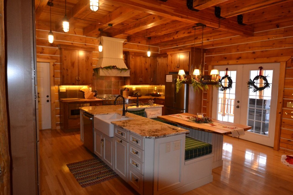 Kitchen - rustic kitchen idea