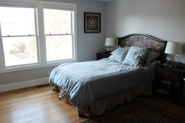 Our home contemporaneo-camera-da-letto