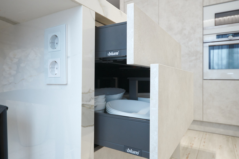 Красивая кухня с островом