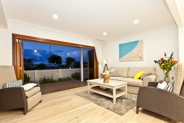 Avalon House - Kingscliff NSW beach-style-living-room