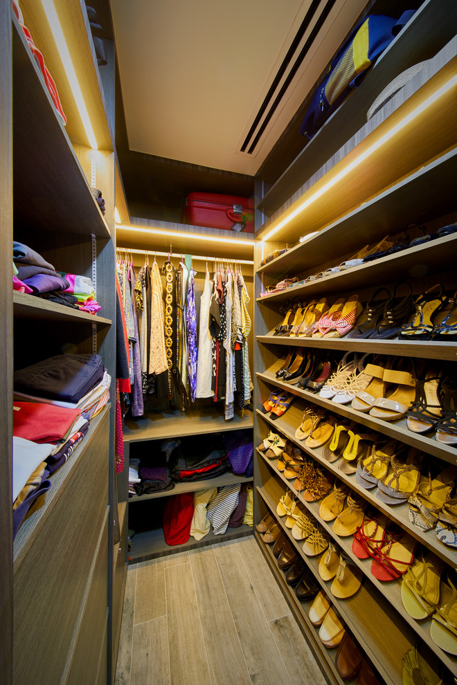 Asian storage and wardrobe in Singapore.