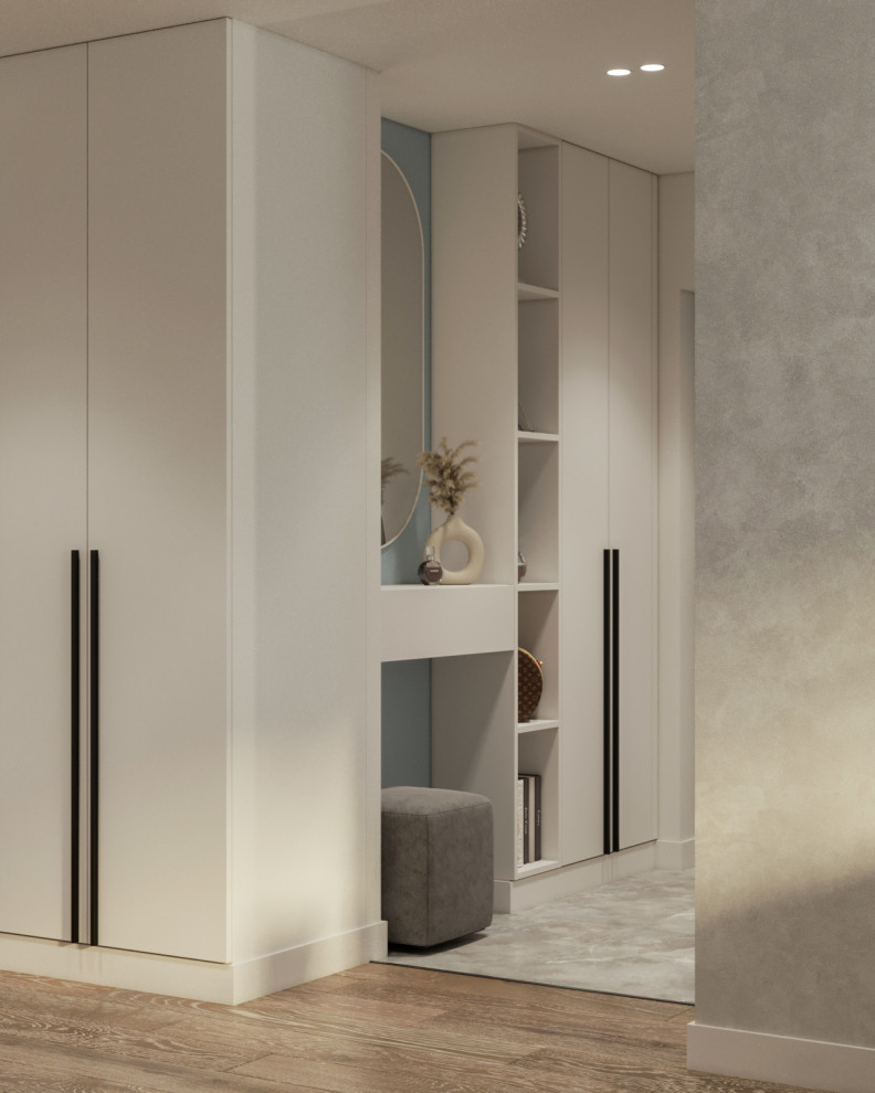 Узкая прихожая