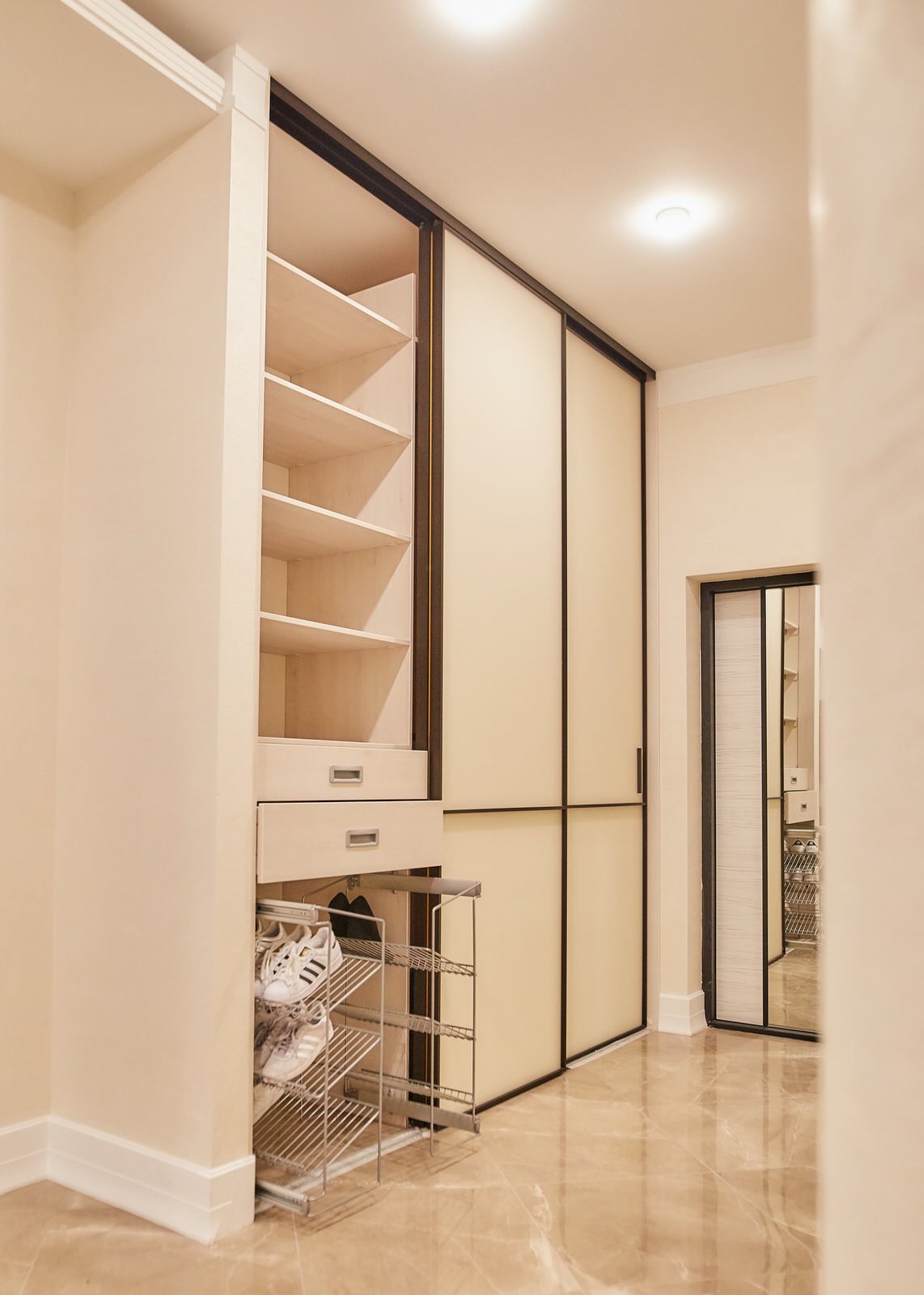 Шкаф-купе raumplus