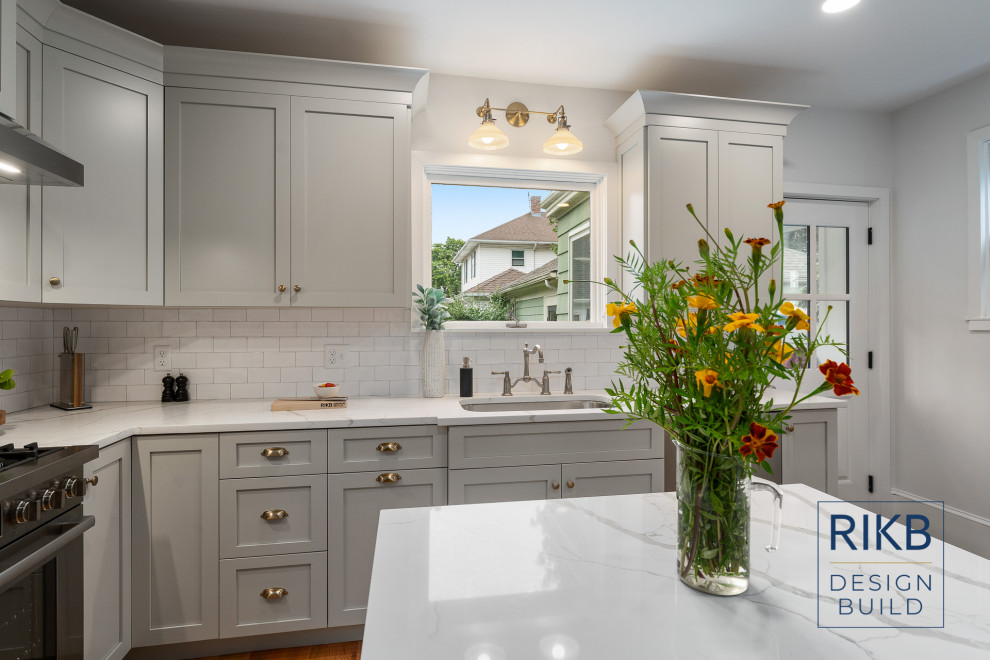 Transitional kitchen photo in Providence