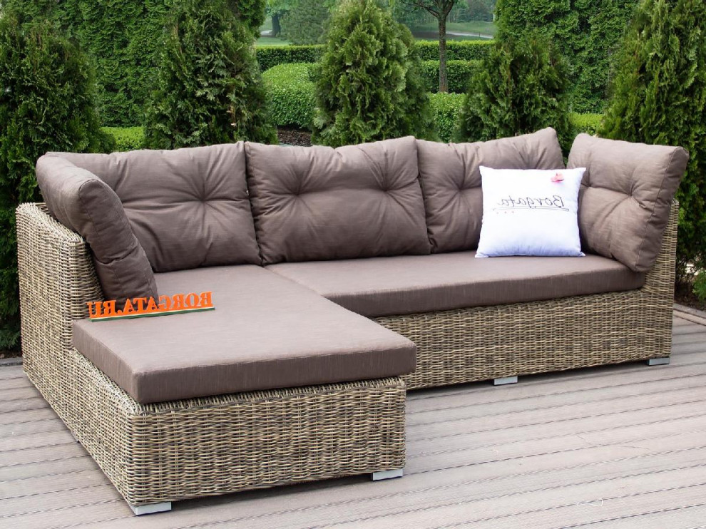 Угловые диваны из искусственного ротанга от Borgata