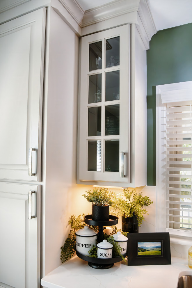 Farmhouse Style Kitchen