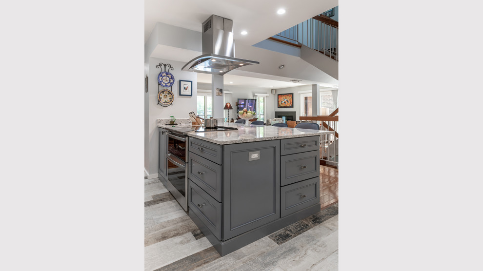 Inspiration for a transitional kitchen remodel in Boston
