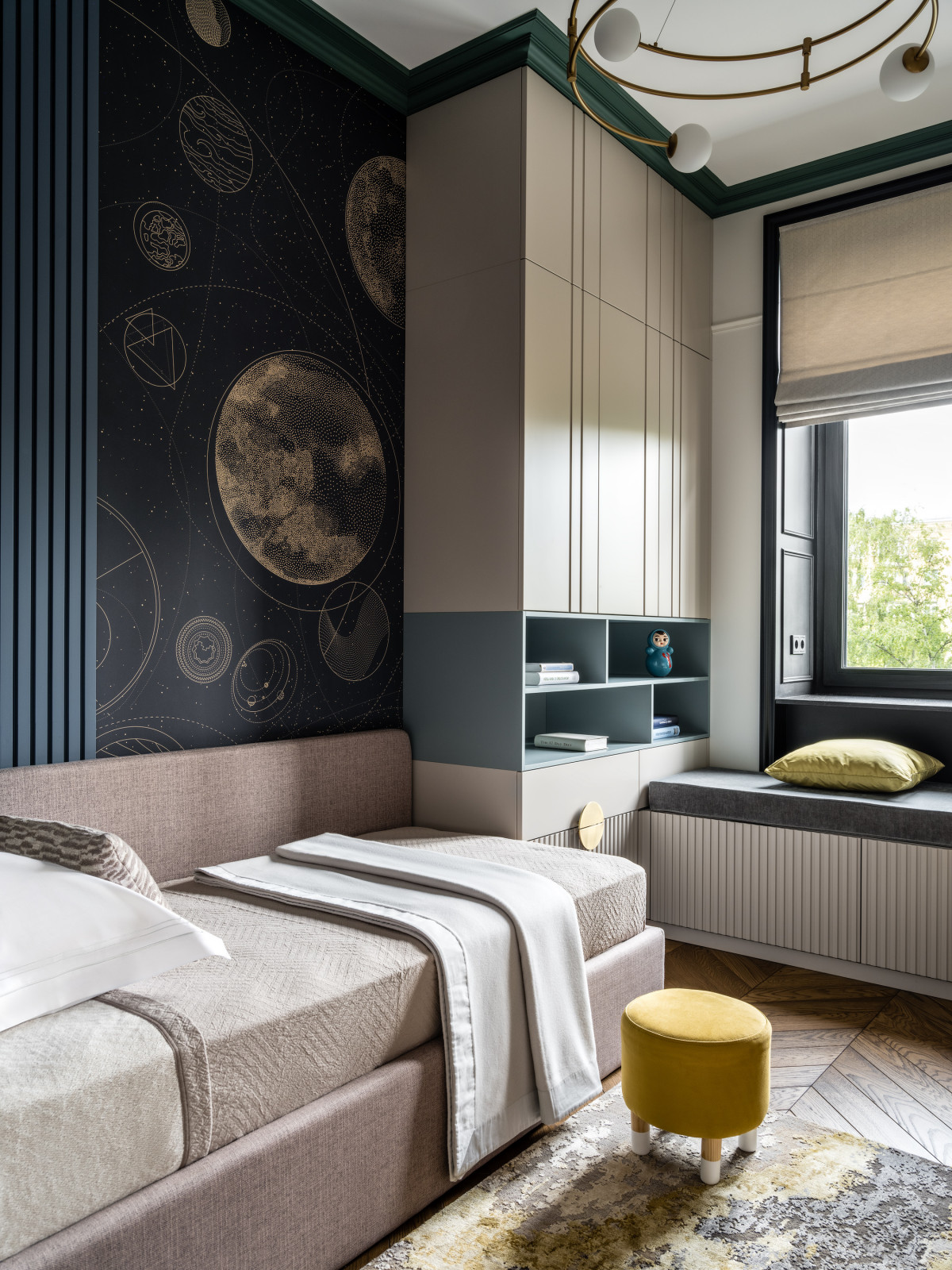 Сталинка на Университетском проспекте, 75 кВ.м.