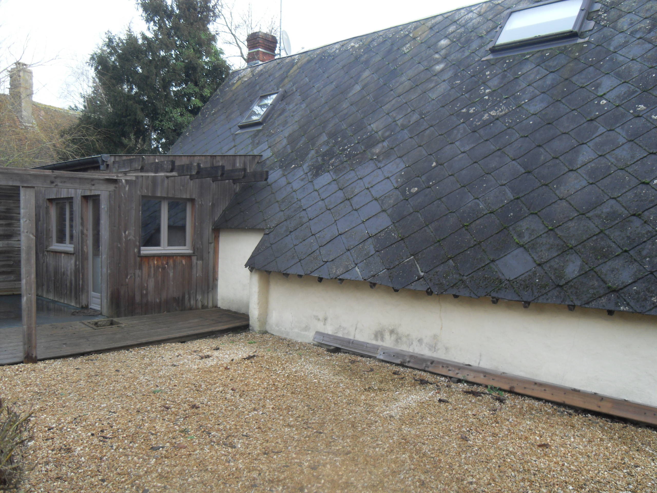 Maison sur jardin avant intervention
