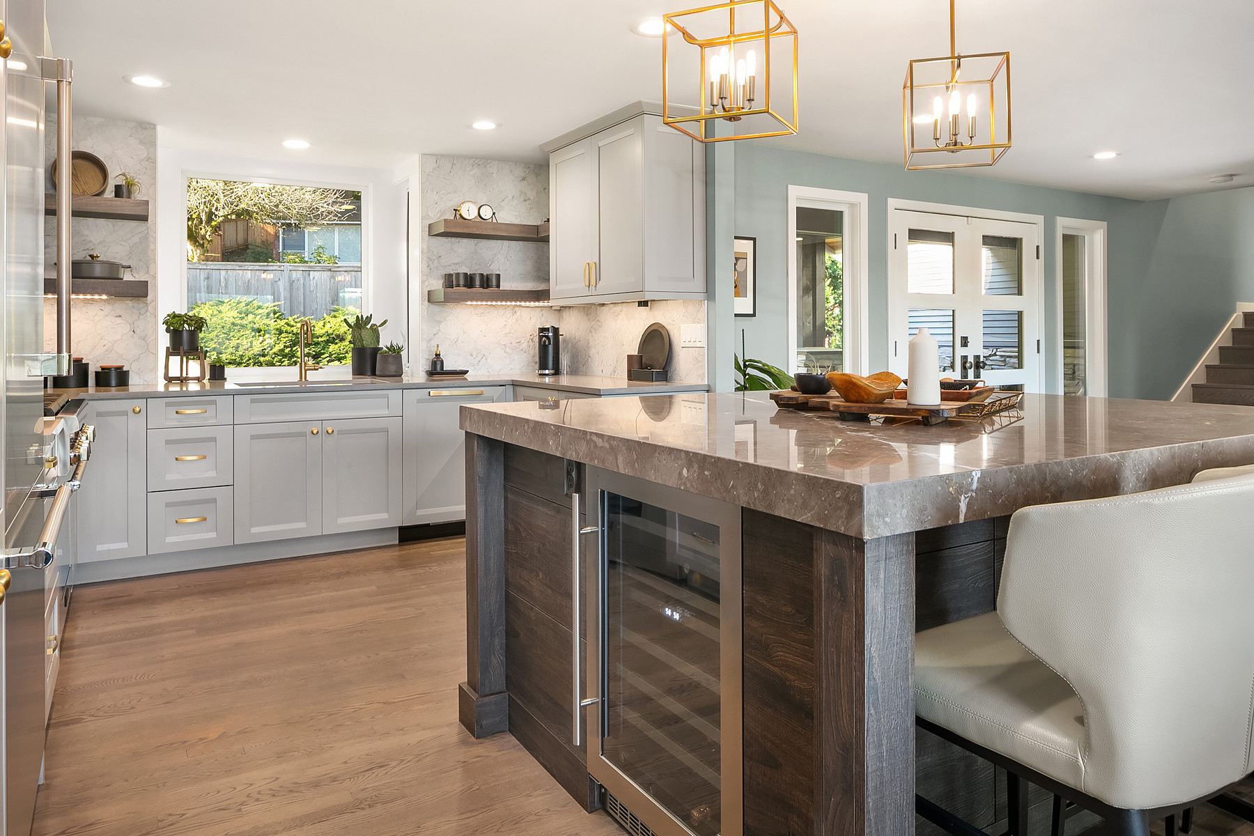 Kitchen Island