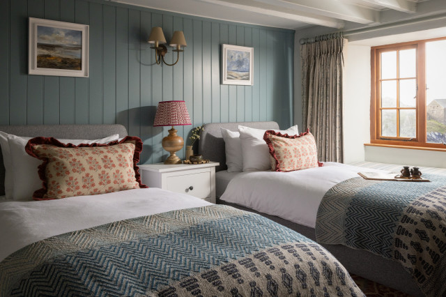 Breakers polperro coastal-kids