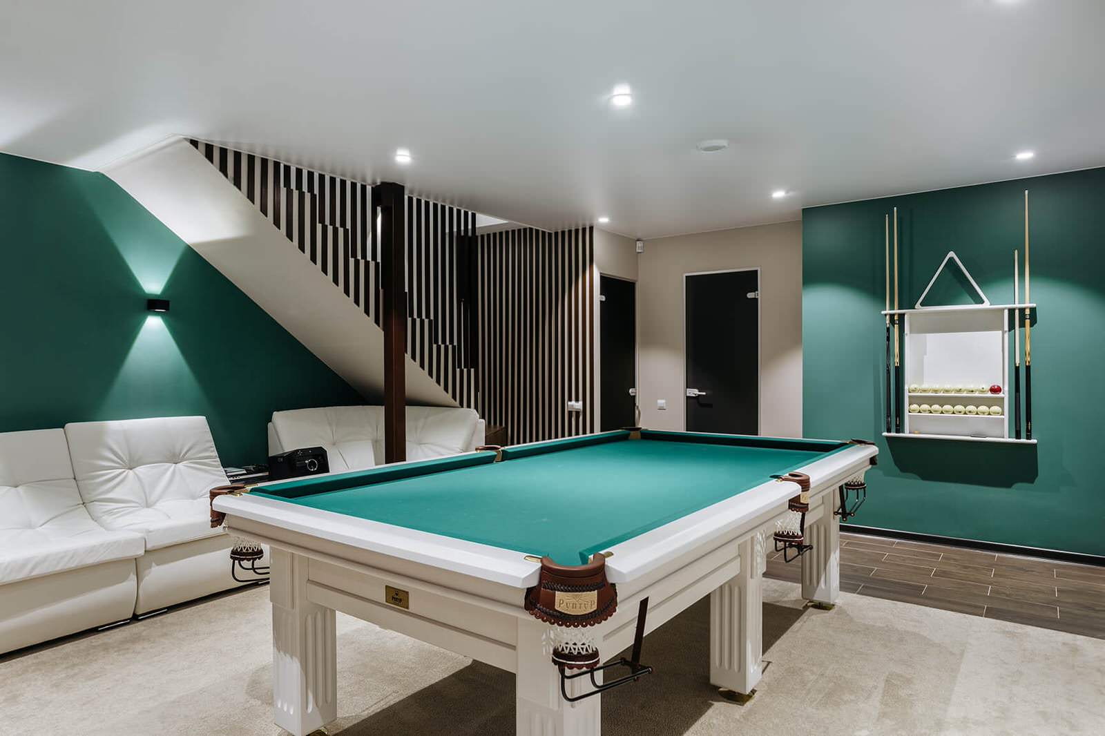 Танухаус в современном стиле