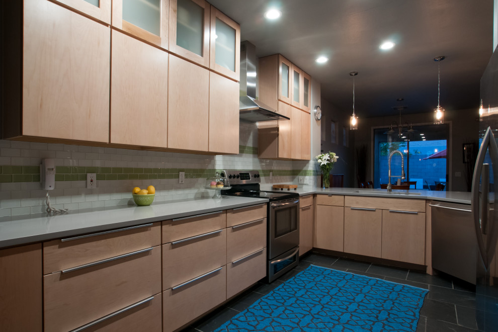 Kitchen - kitchen idea in Phoenix