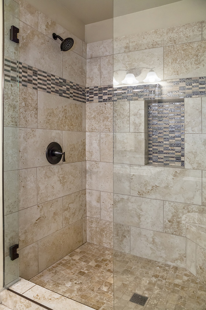Mid-sized transitional bathroom photo in Phoenix