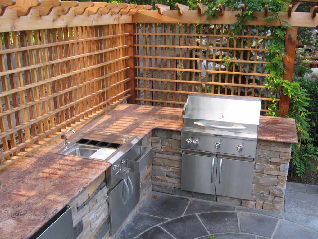 Kitchens & Barbeques For Outdoor Chefs