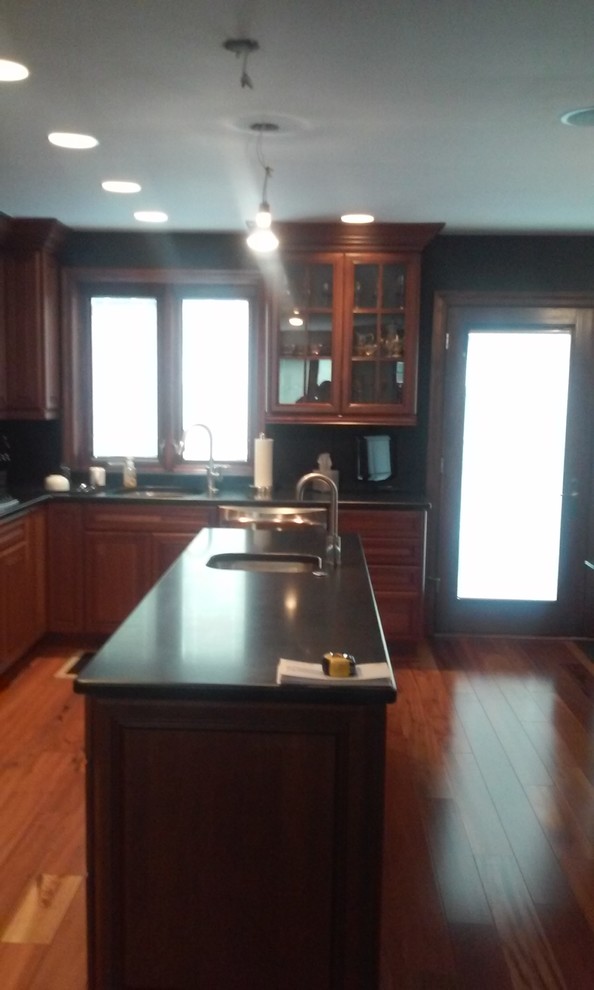 HELP can't decide on kitchen hardware