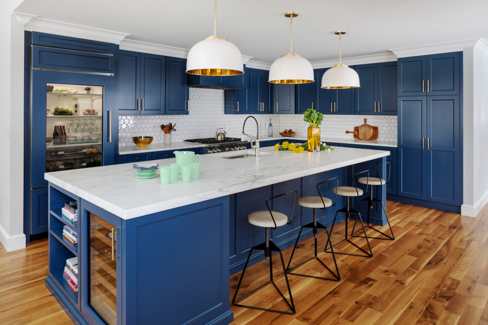 Example of a transitional kitchen design in Boston
