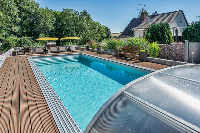 Systemsteinbecken contemporaneo-piscina