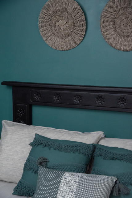 Bedroom makeover contemporaneo-camera-da-letto