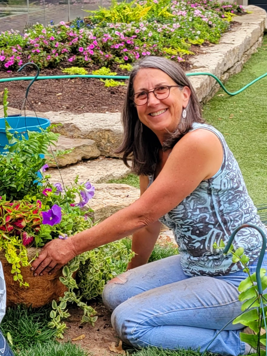 Laura Stack Landscape Designer & Horticultural Consultant