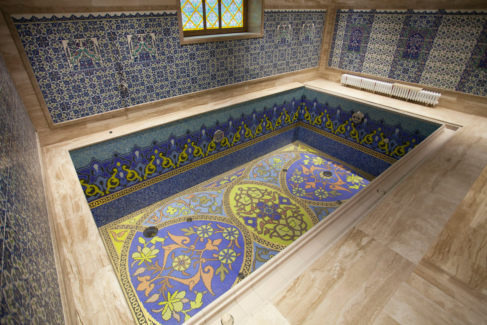 Бассейн «Восточный узор»