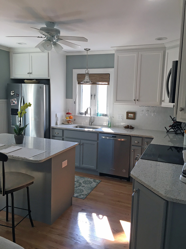 Example of a transitional kitchen design in Boston