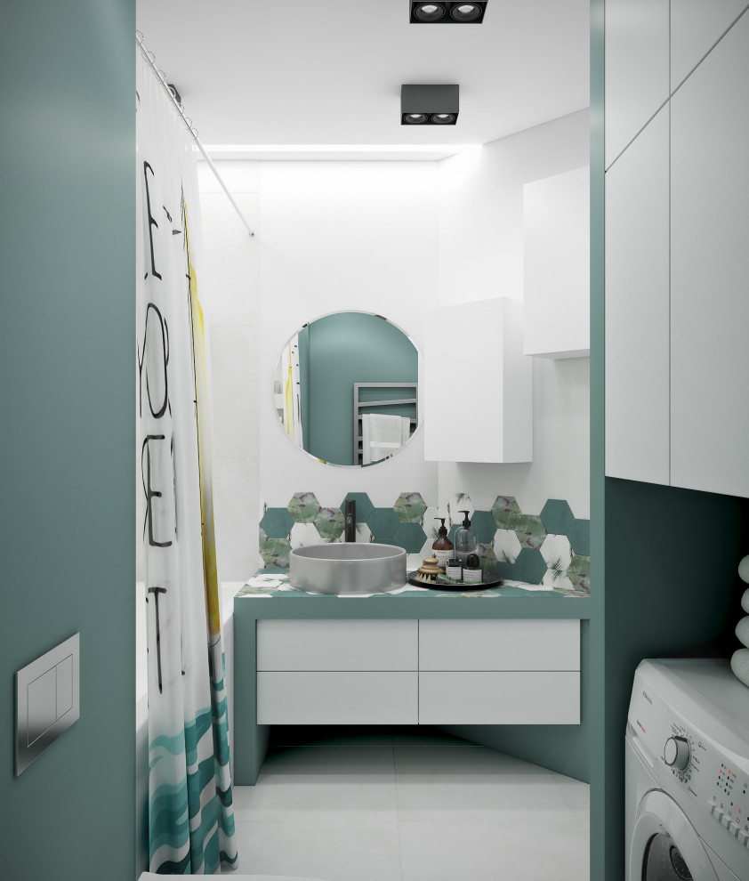 Под парусом