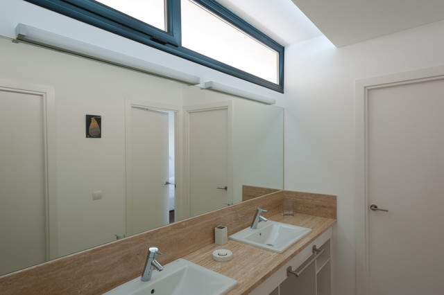 Menorca mediterranean-bathroom