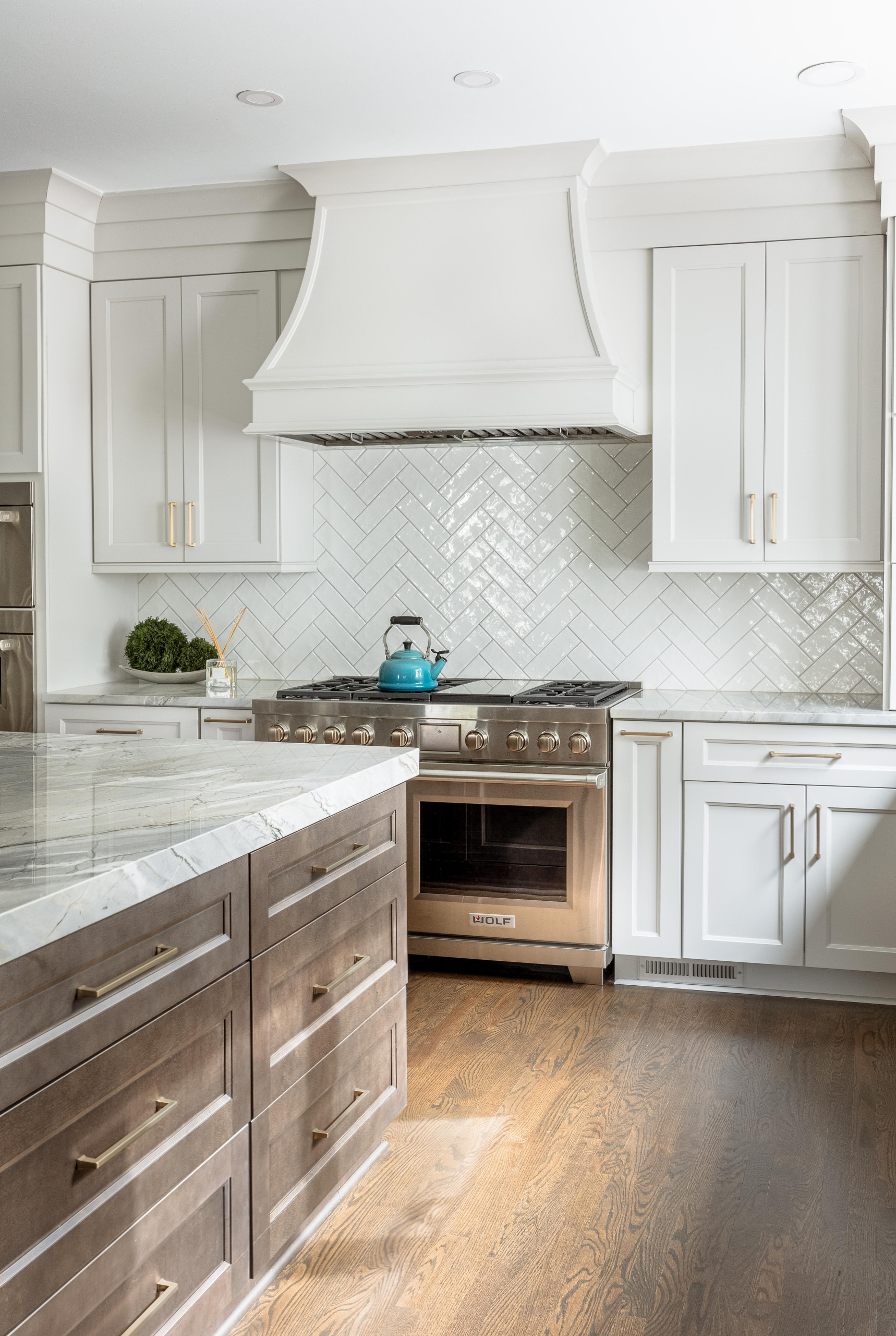 EAST COBB calming and peaceful kitchen