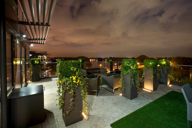 Kew Roof Terrace contemporary-deck
