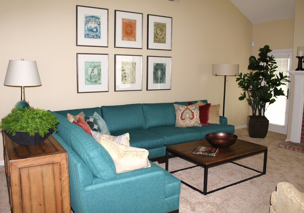 Inspiration for a contemporary living room in Kansas City.