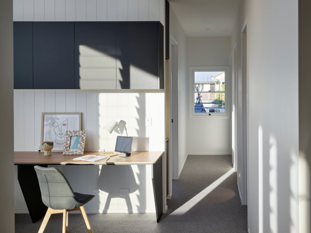 Design ideas for a contemporary kids' room in Brisbane.