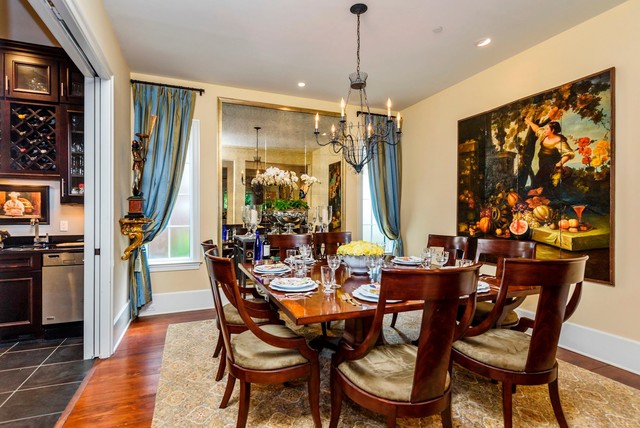 Formal Dining mediterraneo-comedor