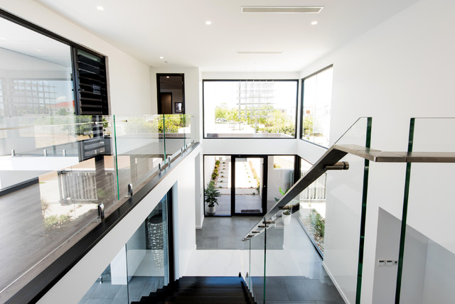 Bribie Contemporary contemporary-entre