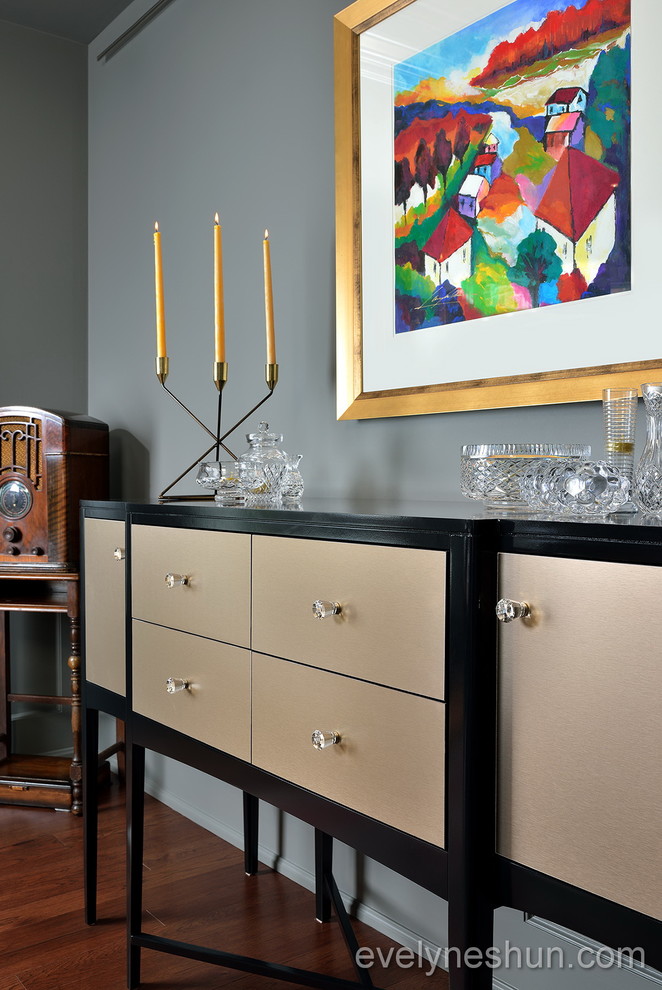 Home design - large transitional home design idea in Toronto