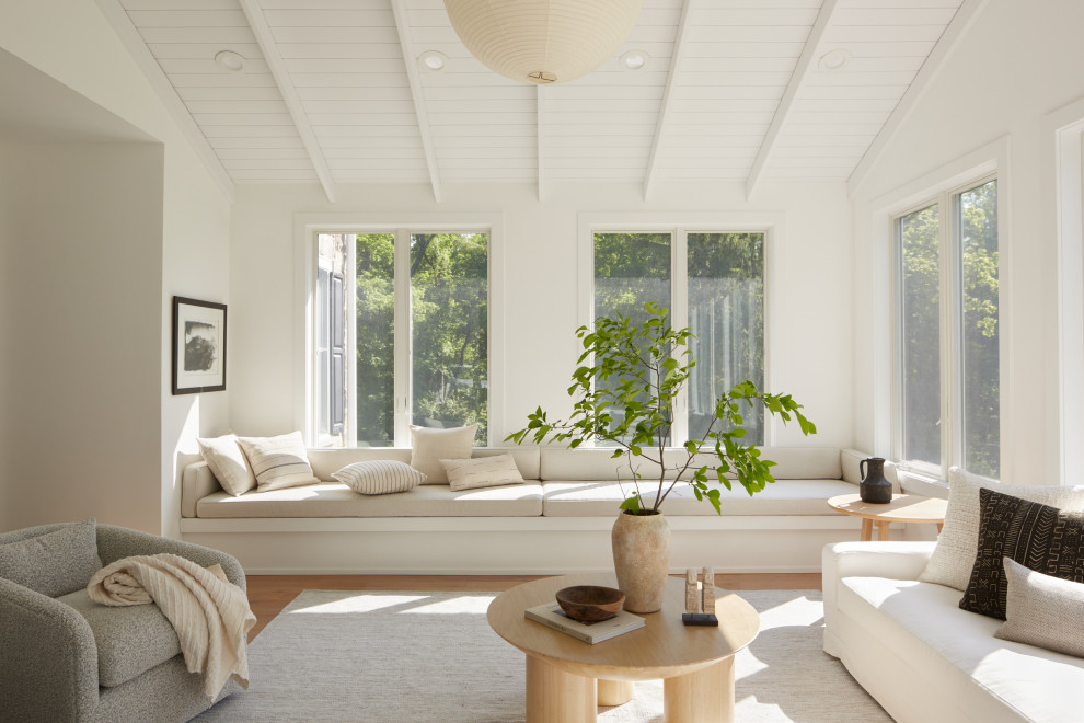 Inspiration for a transitional sunroom in Boston.