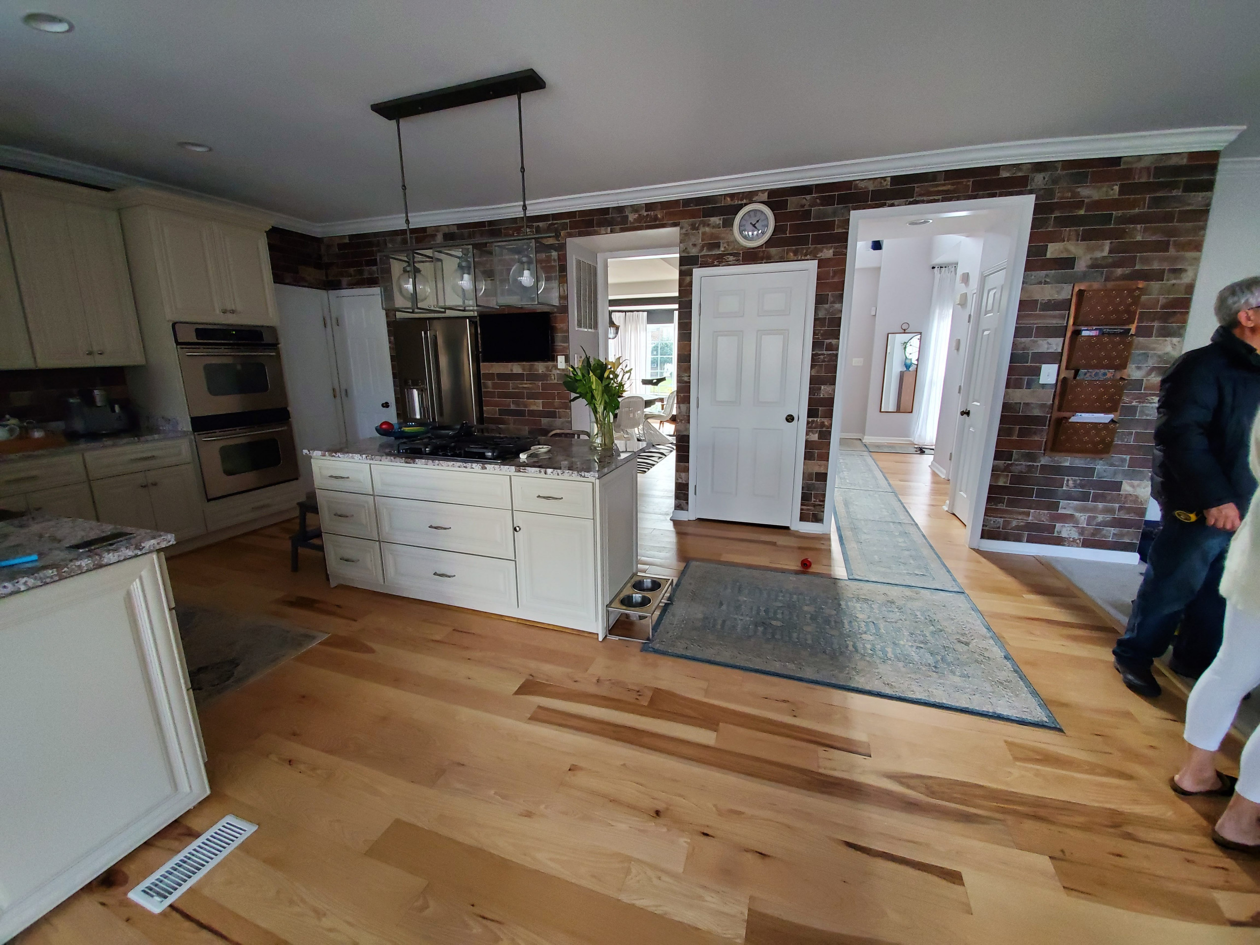 Tiled Accent Wall In Kitchen