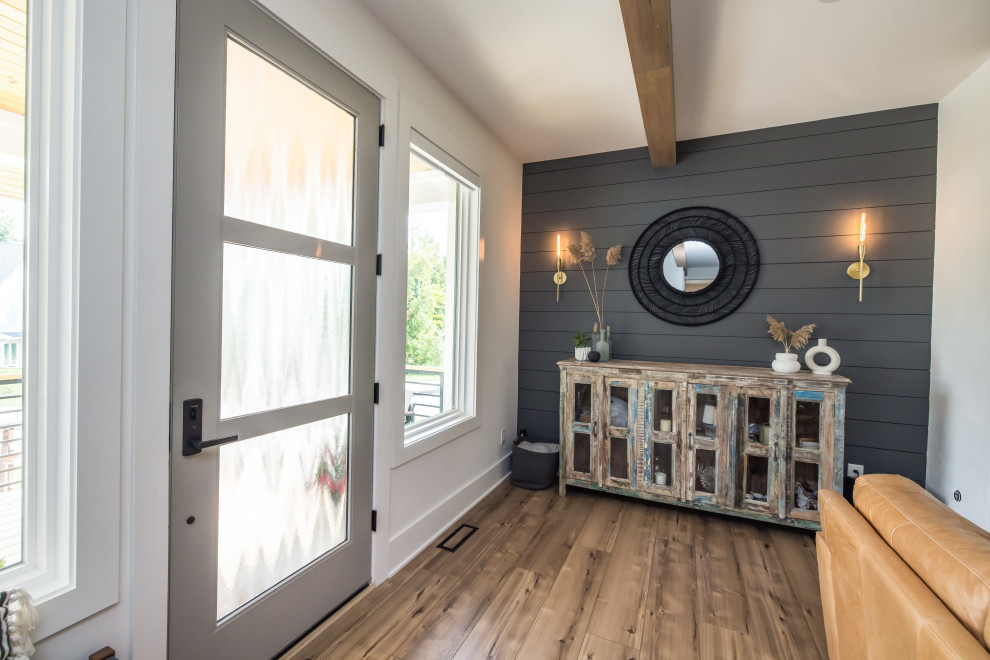 Home design - transitional home design idea