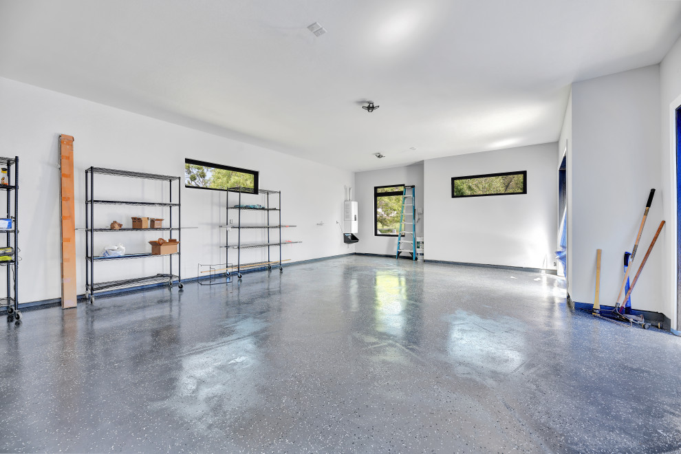 Horseshoe Bay Modern