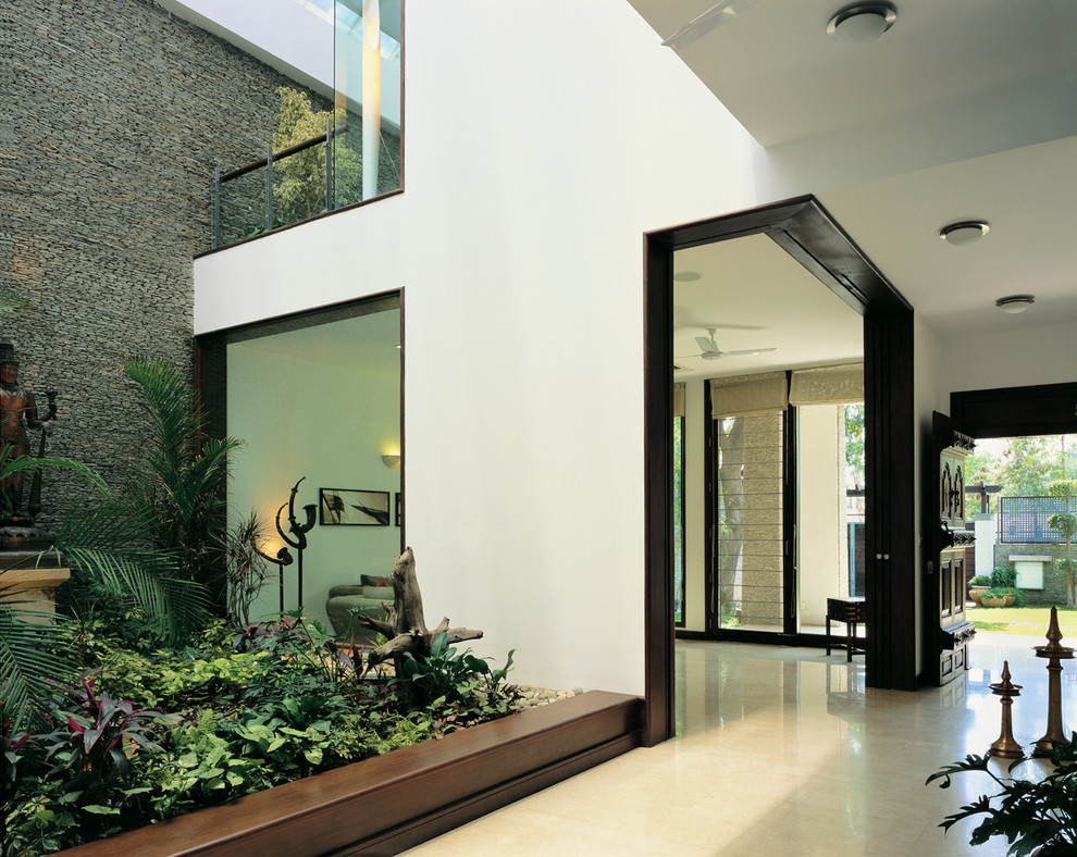 This is an example of a contemporary home design in Delhi.