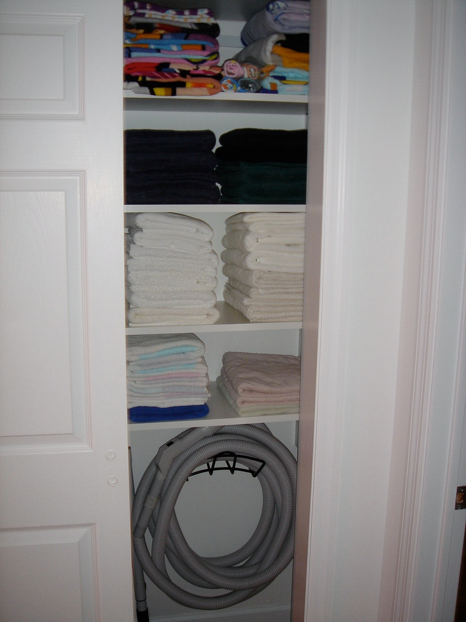Linen Closets/Bathroom Cabinets