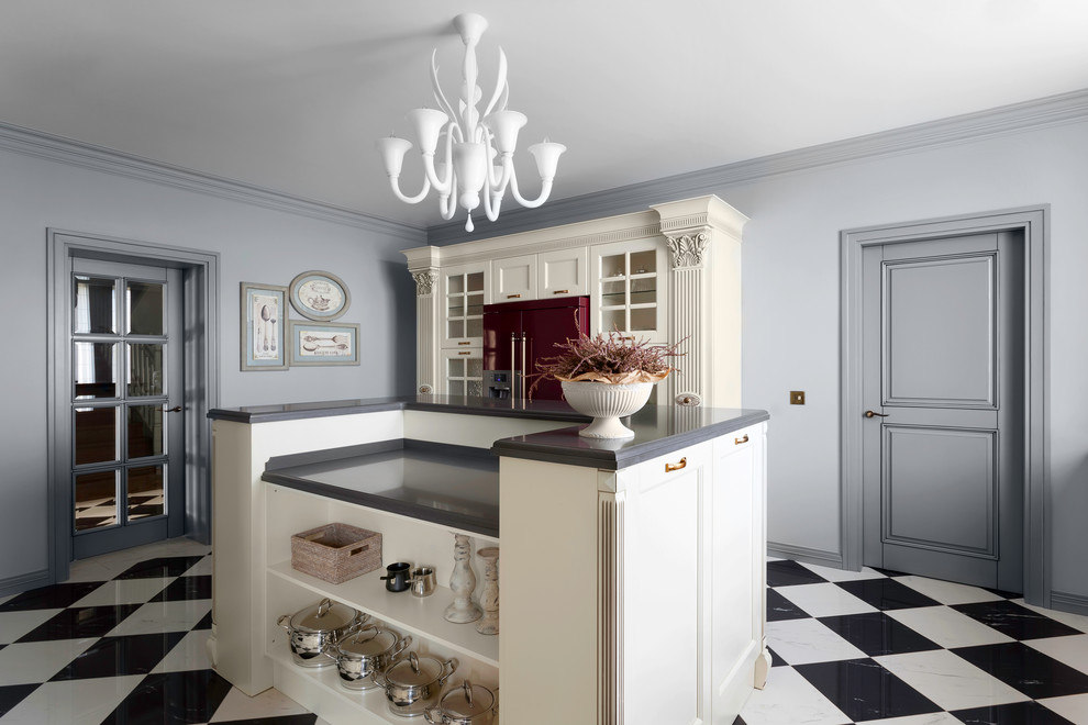 Интерьер загородного дома в классическом стиле.