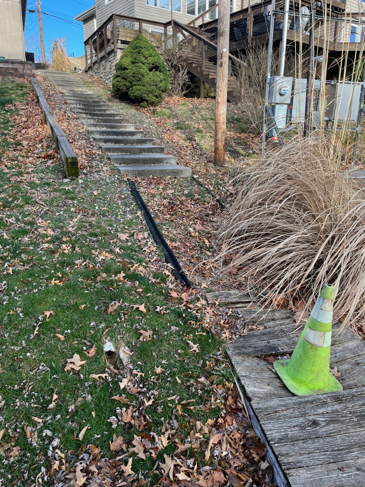 Ramp/Stair Building in Lake Waukomis, MO