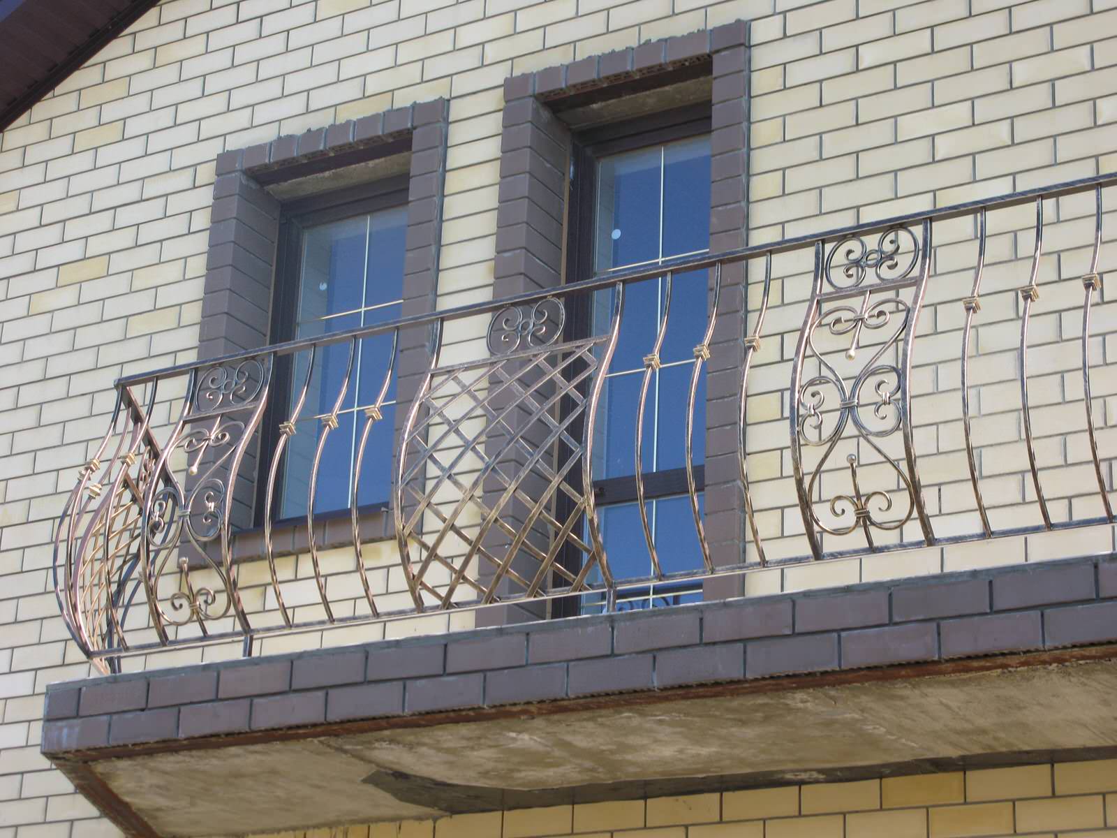 Кованые балконы